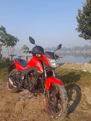 CB Hornet 160R CBS